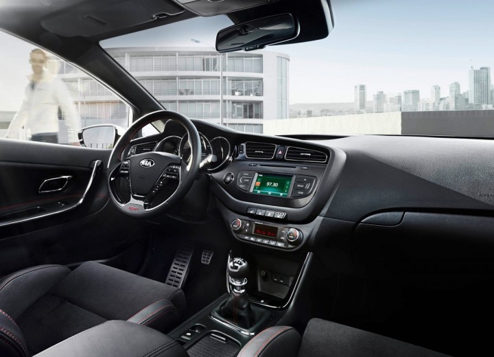 Especificaciones técnicas de Kia Cee'd GT Hatchback - picture 32