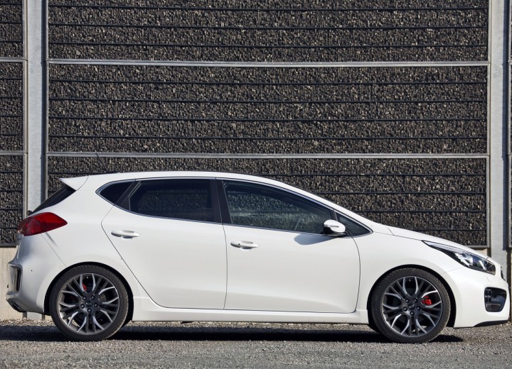 Especificaciones técnicas de Kia Cee'd GT Hatchback - picture 30