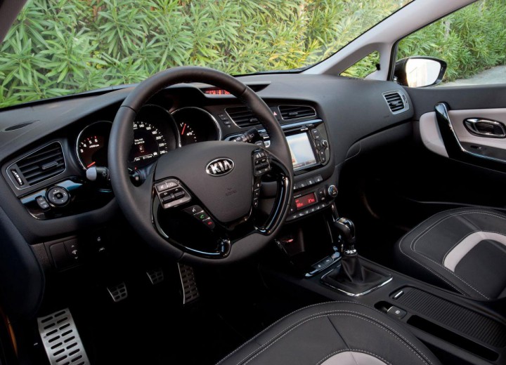 Τεχνικά χαρακτηριστικά για Kia Cee'd SW II - picture 4