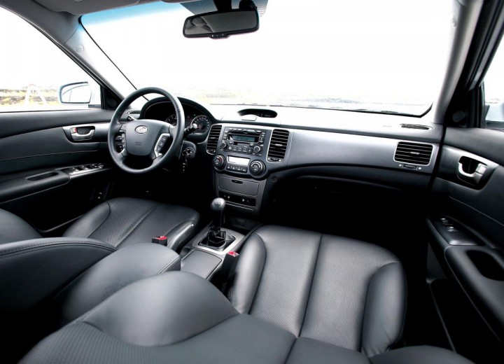 Technical specifications and characteristics for【Kia Magentis II (MG)】 - picture 5