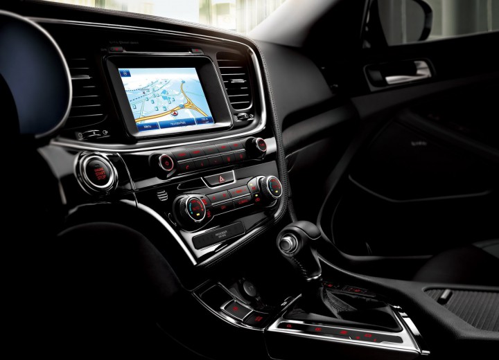 Technical specifications and characteristics for【Kia Optima III Restyling】 - picture 9