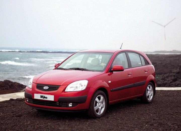 Caractéristiques techniques de Kia Rio II Hatchback - picture 1