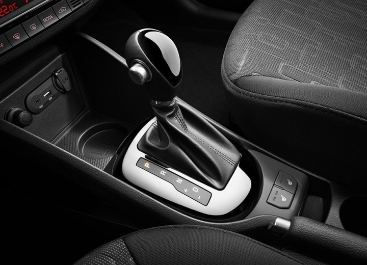 Технически характеристики за Kia Rio III Hatchback Restyling - picture 7