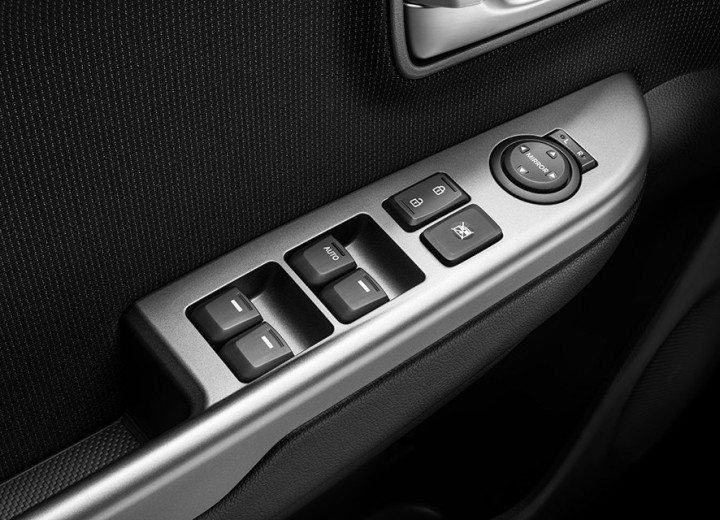 Технически характеристики за Kia Rio III Hatchback Restyling - picture 8