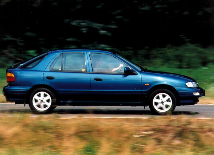 Technical specifications and characteristics for【Kia Sephia Hatchback (FA)】 - picture 2