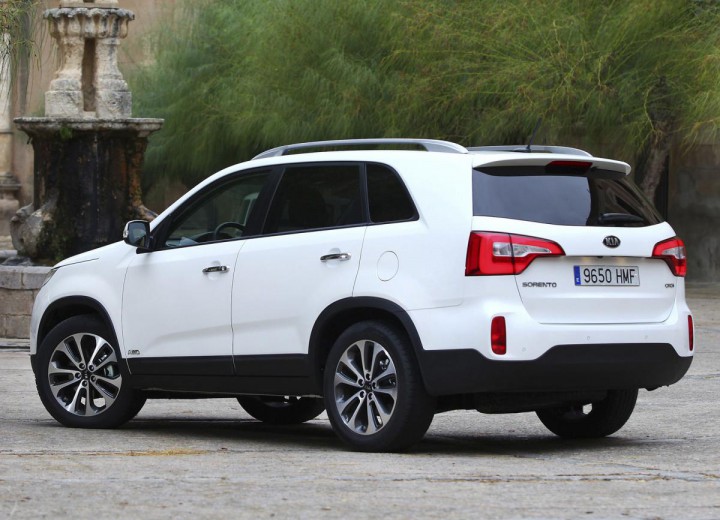 Technical specifications and characteristics for【Kia Sorento II Restiling】 - picture 4