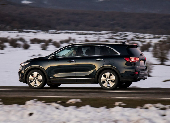 Caractéristiques techniques de Kia Sorento III Restyling - picture 3