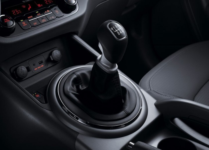 Τεχνικά χαρακτηριστικά για Kia Sportage III - picture 18