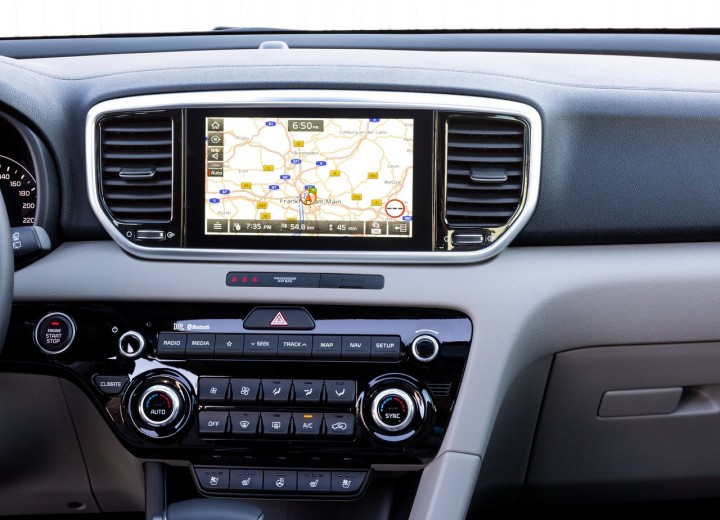 Technical specifications and characteristics for【Kia Sportage IV Restyling】 - picture 7