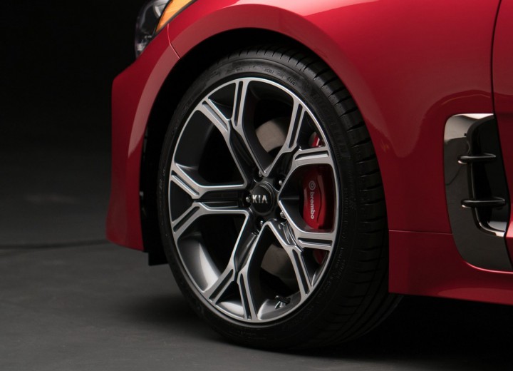 Технические характеристики о Kia Stinger I - picture 10