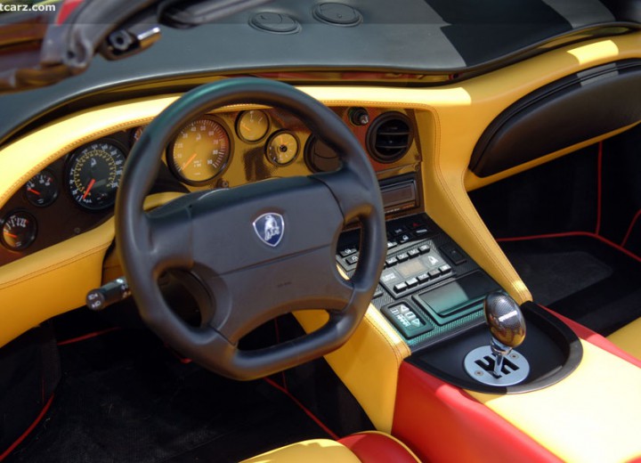 Caractéristiques techniques de Lamborghini Diablo Roadster - picture 6