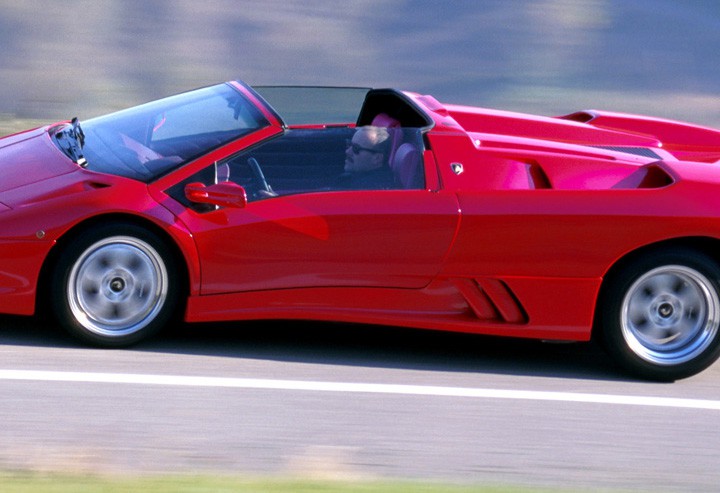 Caractéristiques techniques de Lamborghini Diablo Roadster - picture 1
