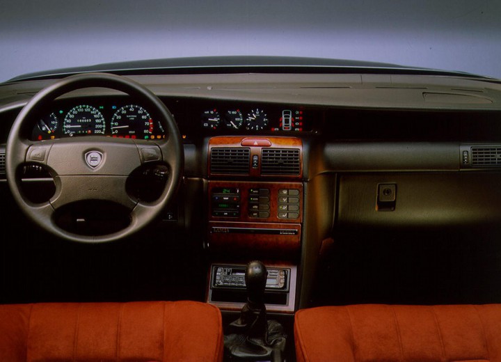 Technical specifications and characteristics for【Lancia Dedra (835)】 - picture 4