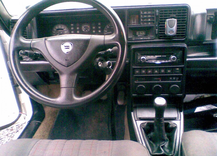 Technische Daten und Spezifikationen für Lancia Delta I (831 Abo) - picture 9