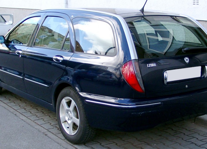 Caractéristiques techniques de Lancia Lybra SW (839) - picture 3