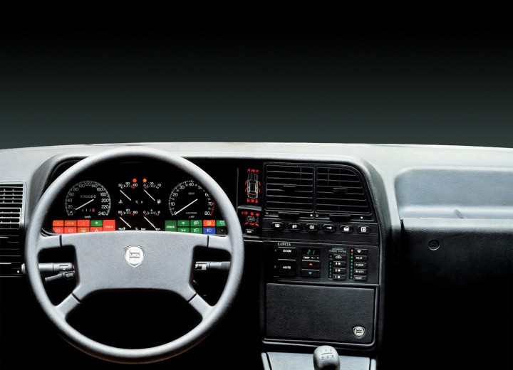 Specificații tehnice pentru Lancia Thema Station Wagon (834) - picture 4