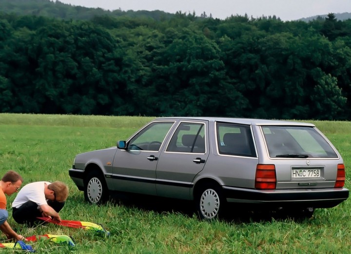 Specificații tehnice pentru Lancia Thema Station Wagon (834) - picture 3
