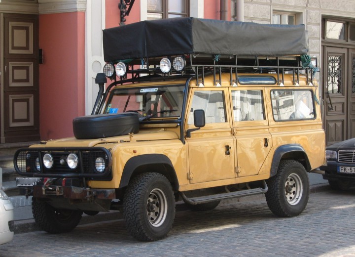 Especificaciones técnicas de Land Rover Defender 110 - picture 7