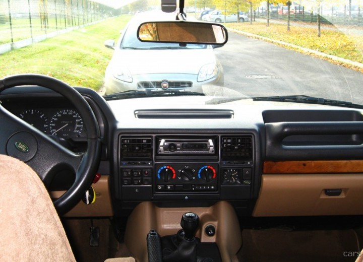 Technical specifications and characteristics for【Land Rover Discovery I】 - picture 7