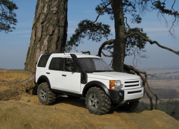 Technical specifications and characteristics for【Land Rover Discovery III】 - picture 8