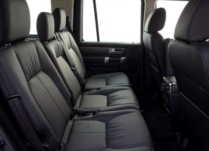 Technical specifications and characteristics for【Land Rover Discovery IV Restyling】 - picture 7