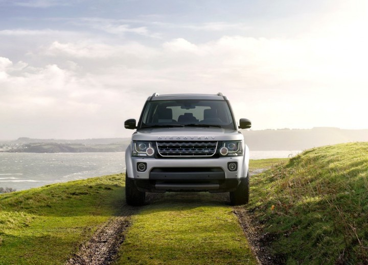 Technical specifications and characteristics for【Land Rover Discovery IV Restyling】 - picture 2