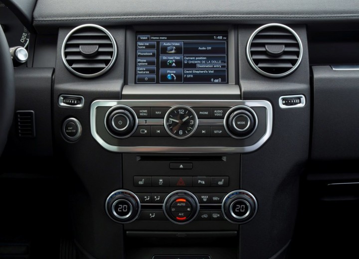 Technical specifications and characteristics for【Land Rover Discovery IV Restyling】 - picture 5