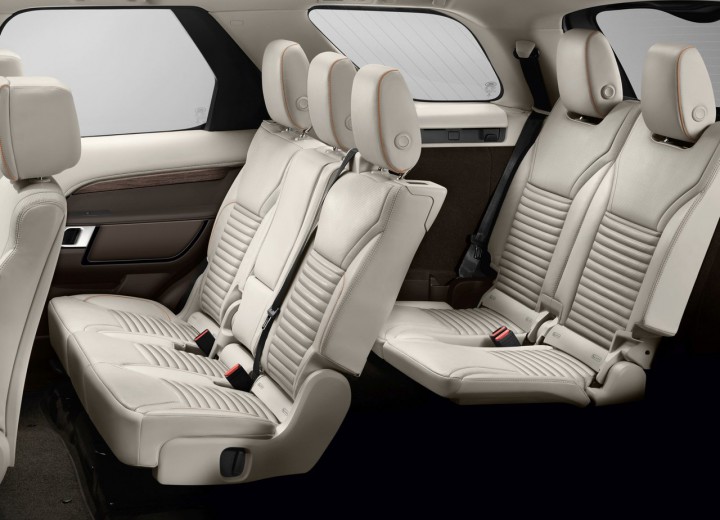 Technical specifications and characteristics for【Land Rover Discovery V】 - picture 10
