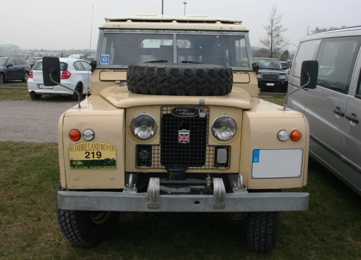 Технически характеристики за Land Rover Hardtop - picture 1