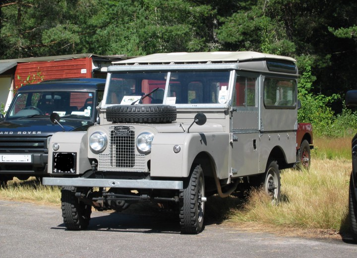 Технически характеристики за Land Rover Hardtop - picture 3