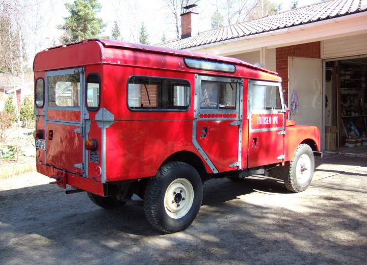 Технически характеристики за Land Rover Hardtop - picture 5