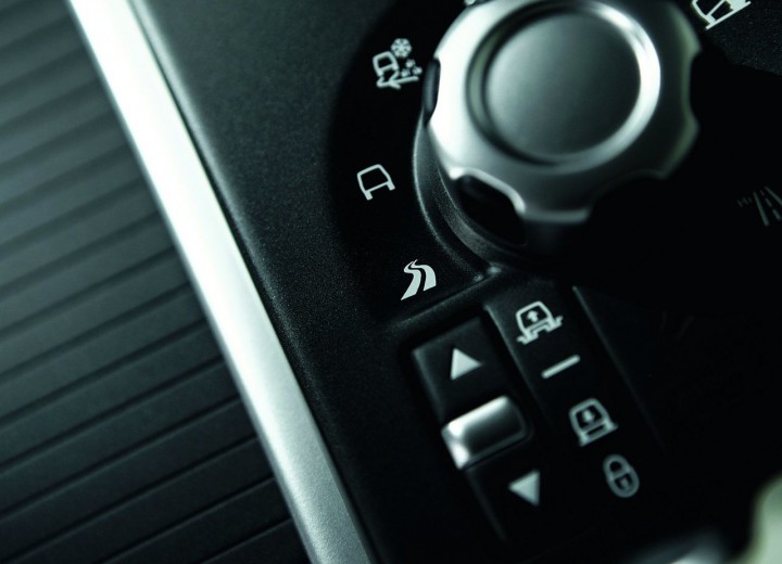 Технические характеристики о Land Rover Range Rover Sport - picture 9