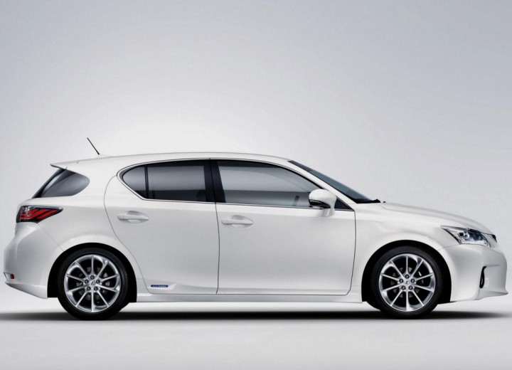 Technical specifications and characteristics for【Lexus CT 200h】 - picture 4