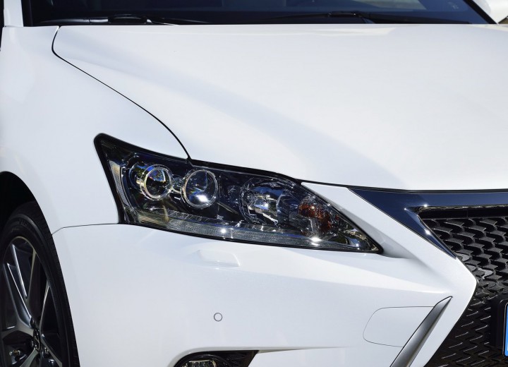 Caractéristiques techniques de Lexus CT Restyling - picture 10