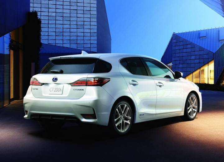 Caractéristiques techniques de Lexus CT Restyling - picture 4