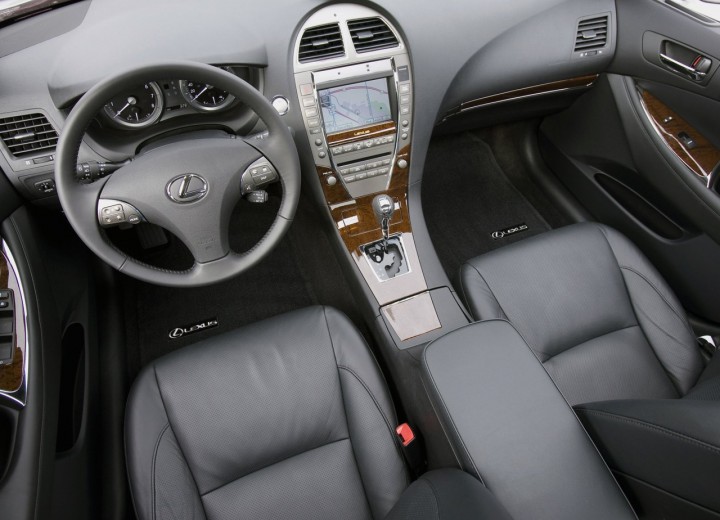Caractéristiques techniques de Lexus ES V Restyling - picture 6