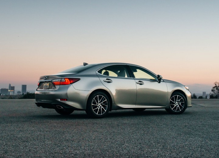 Caractéristiques techniques de Lexus ES VI Restyling - picture 4