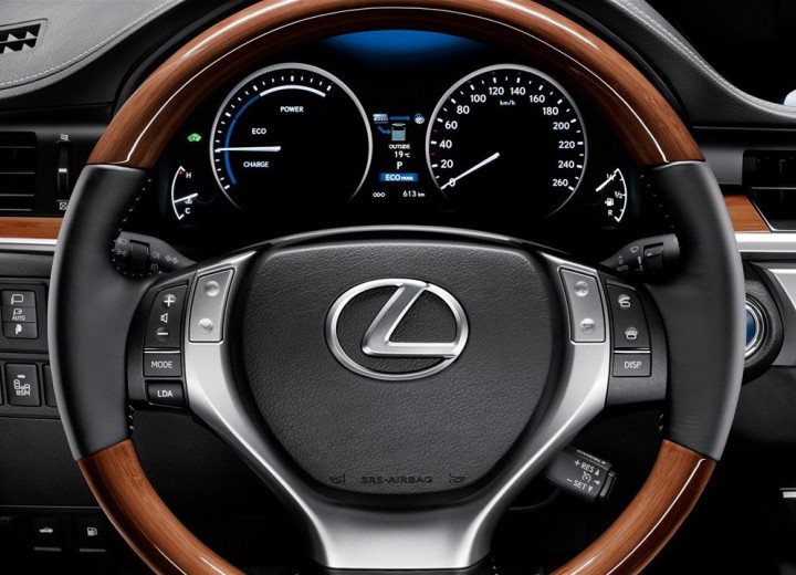 Technical specifications and characteristics for【Lexus ES VI】 - picture 8