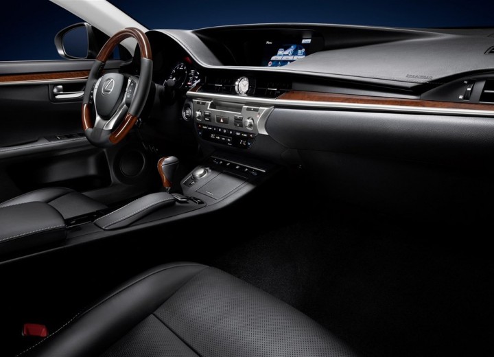 Technical specifications and characteristics for【Lexus ES VI】 - picture 6