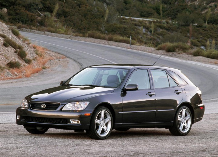 Technical specifications and characteristics for【Lexus IS I Sportcross】 - picture 2