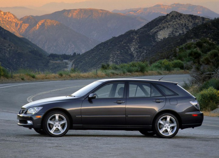 Technical specifications and characteristics for【Lexus IS I Sportcross】 - picture 3