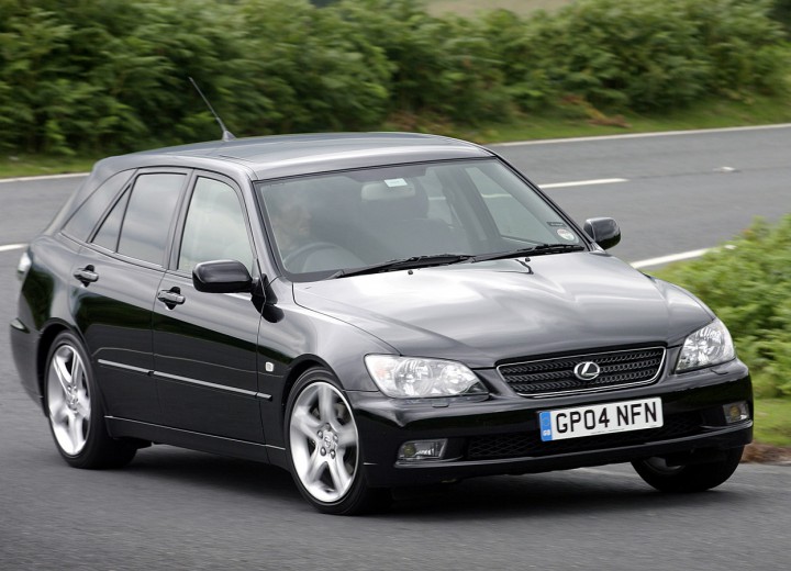 Technical specifications and characteristics for【Lexus IS I Sportcross】 - picture 1