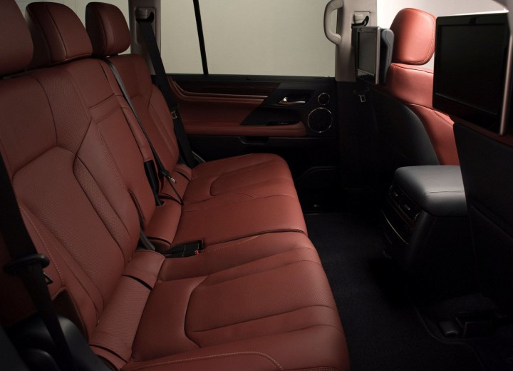 Technical specifications and characteristics for【Lexus LX III Restyling II】 - picture 13