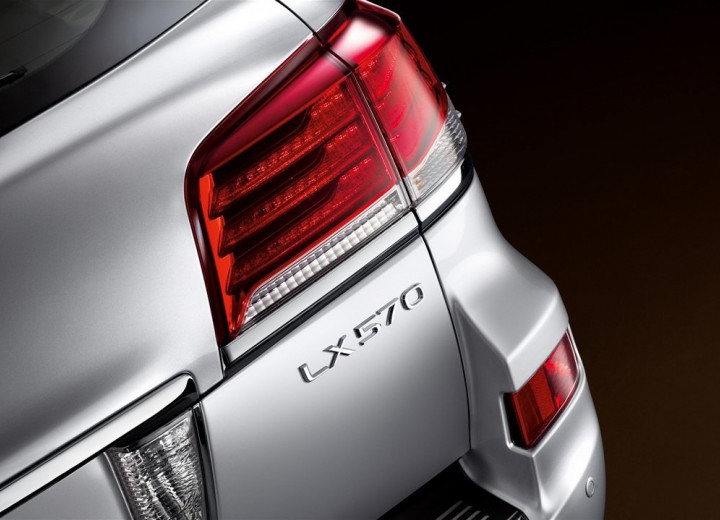 Technical specifications and characteristics for【Lexus LX III Restyling】 - picture 12