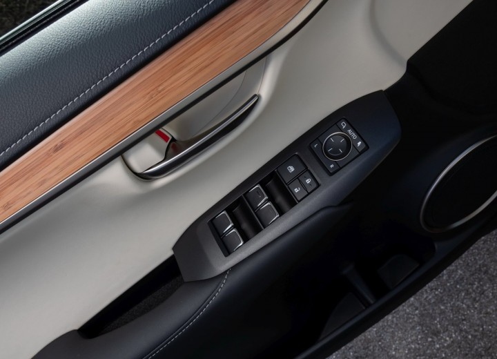 Technische Daten und Spezifikationen für Lexus NX Restyling - picture 9