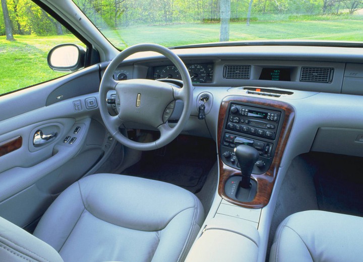 Τεχνικά χαρακτηριστικά για Lincoln Mark VIII - picture 3