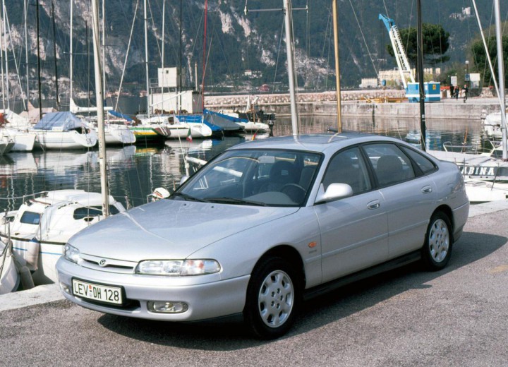 Technical specifications and characteristics for【Mazda 626 IV Hatchbac (GE)】 - picture 1