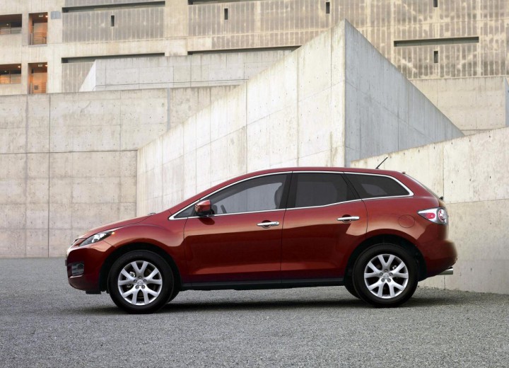 Technical specifications and characteristics for【Mazda CX-7】 - picture 4