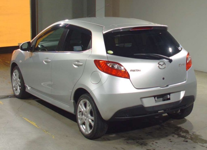 Caratteristiche tecniche di Mazda Demio III (DE) - picture 4