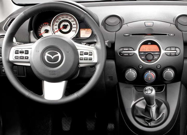 Caratteristiche tecniche di Mazda Demio III (DE) - picture 5